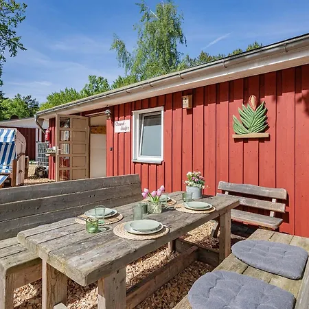 Strandlaeufer Holiday home *