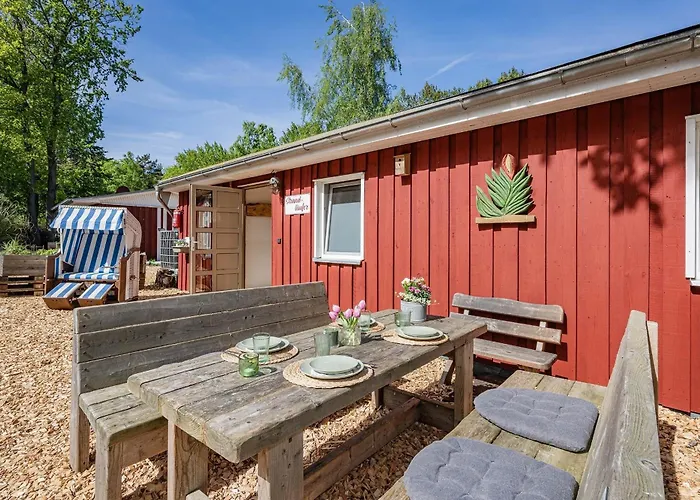 Strandlaeufer 度假居 *